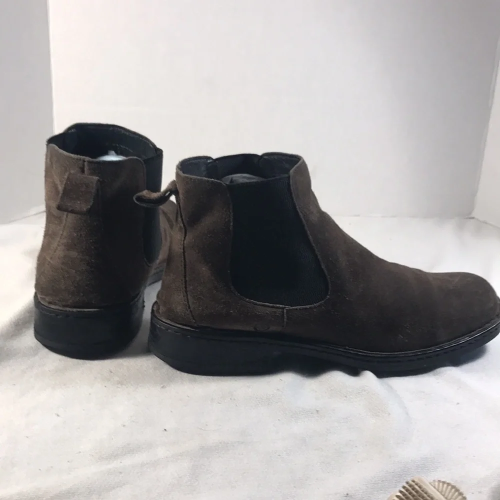 Born Julian Men’s Dark Brown Suede Pull On Chelsea Comfort Ankle Boots